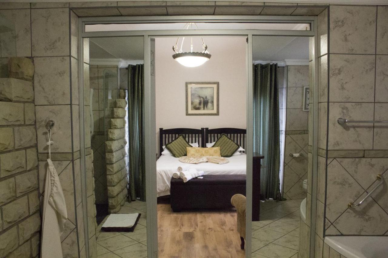 Imperani Guesthouse ฟิคส์เบอร์ก ภายนอก รูปภาพ